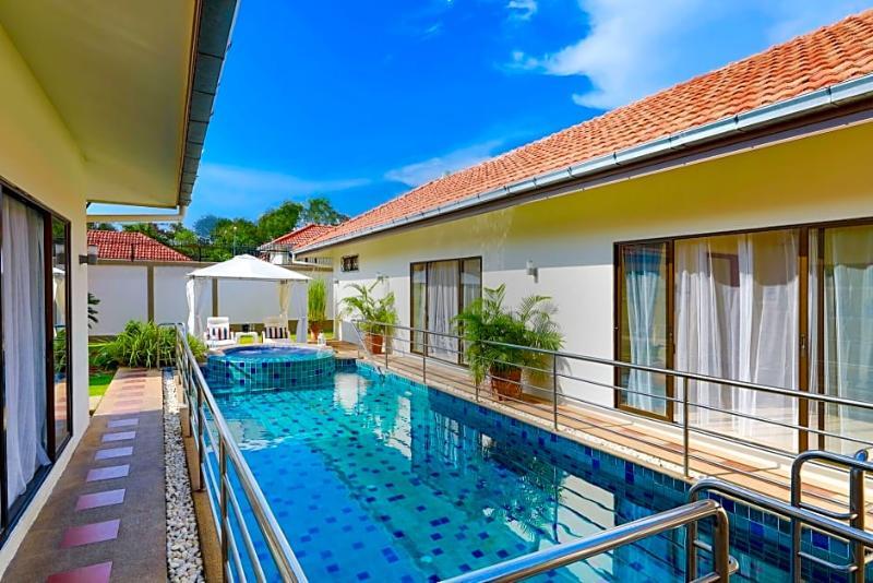 Villa Tortuga Pattaya Pantai Jomtien Bagian luar foto