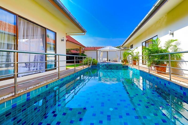 Villa Tortuga Pattaya Pantai Jomtien Bagian luar foto